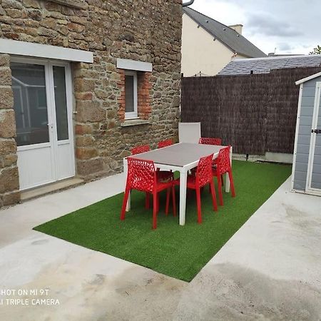 Appartement Gite Au Coeur De La Baie Du Mont-Saint-Michel à Baguer-Pican Extérieur photo